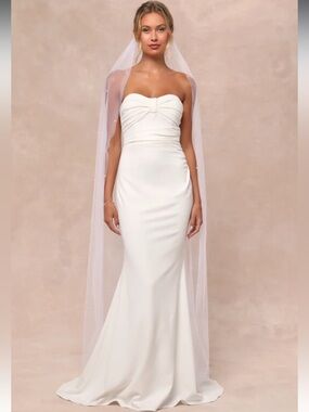 NWT- To Be Yours Ivory Strapless Pleated Mermaid Bridal Dress